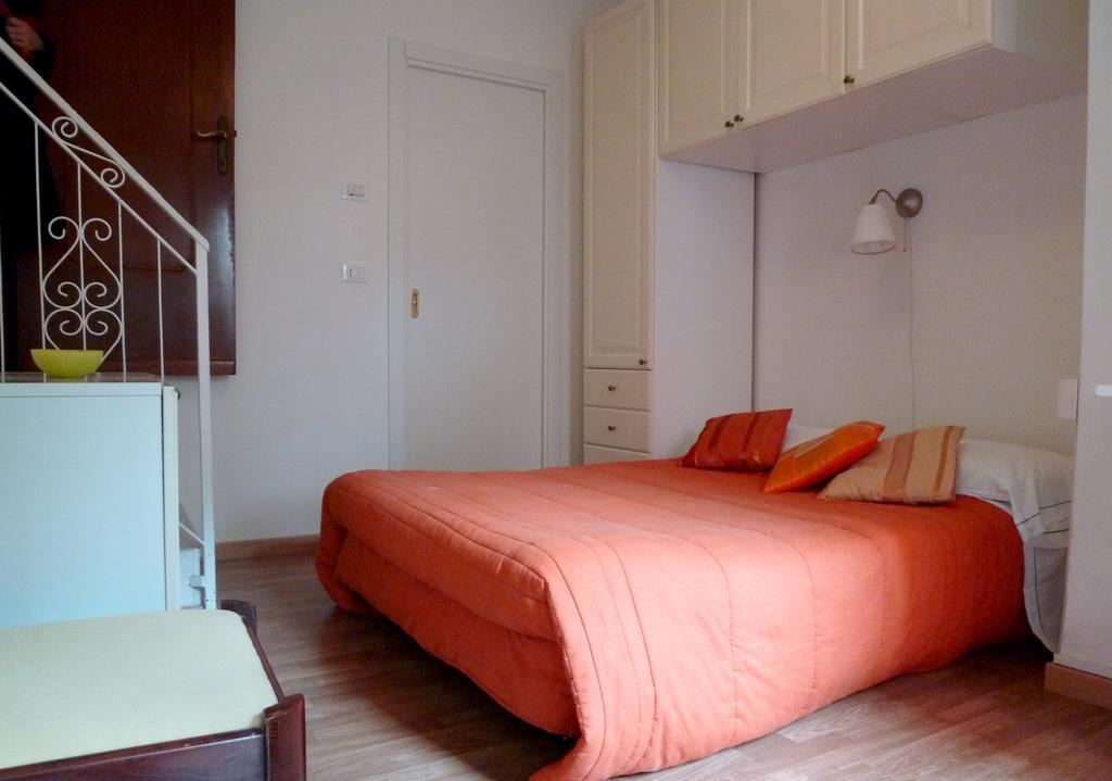 Solemagia In Via Roma Hotel Vernazza Bagian luar foto