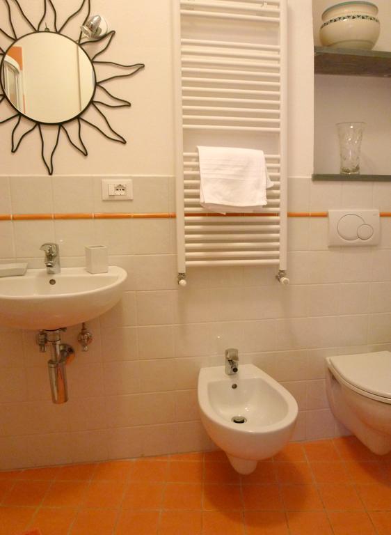 Solemagia In Via Roma Hotel Vernazza Bagian luar foto